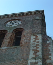 Façade de l'église de Cilly