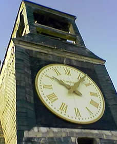 Façade de l’église de Louviers 