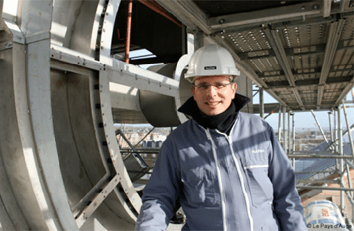 François Huchez présent sur un chantier d'Horloge